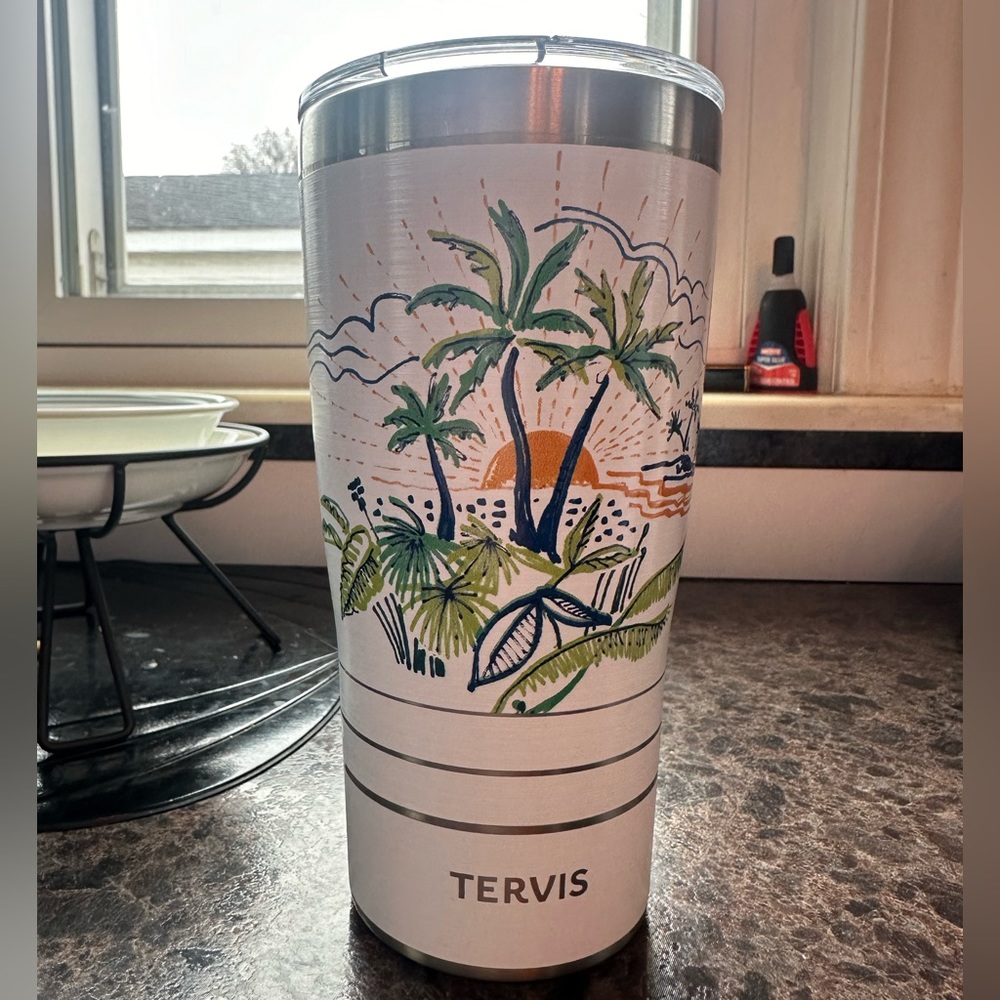 Tervis brand 20 oz tropical print metal cup